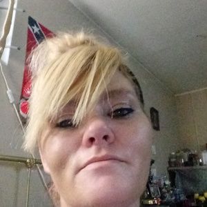 Meet your Posher, Valerie